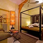 Estate Hotel 4*