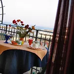 Hotel Estate