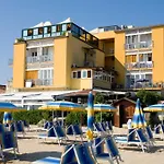 Estate Hotel 4*