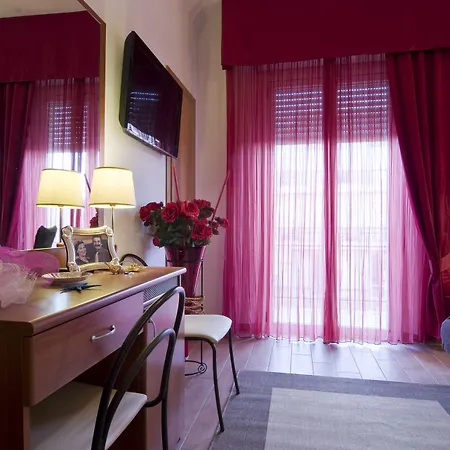 Estate 4* רימיני